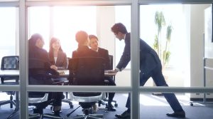 クラウド移行の７つの課題とその対策とは？オンプレ継続の判断基準を解説